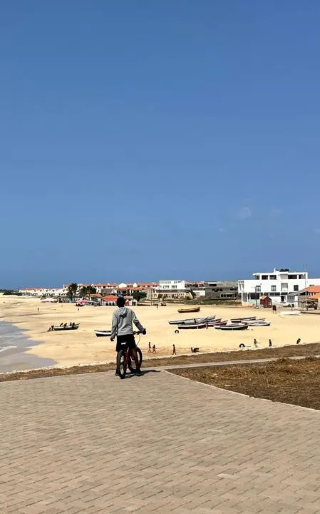 Turquoise sea and beach in Vila do Maio